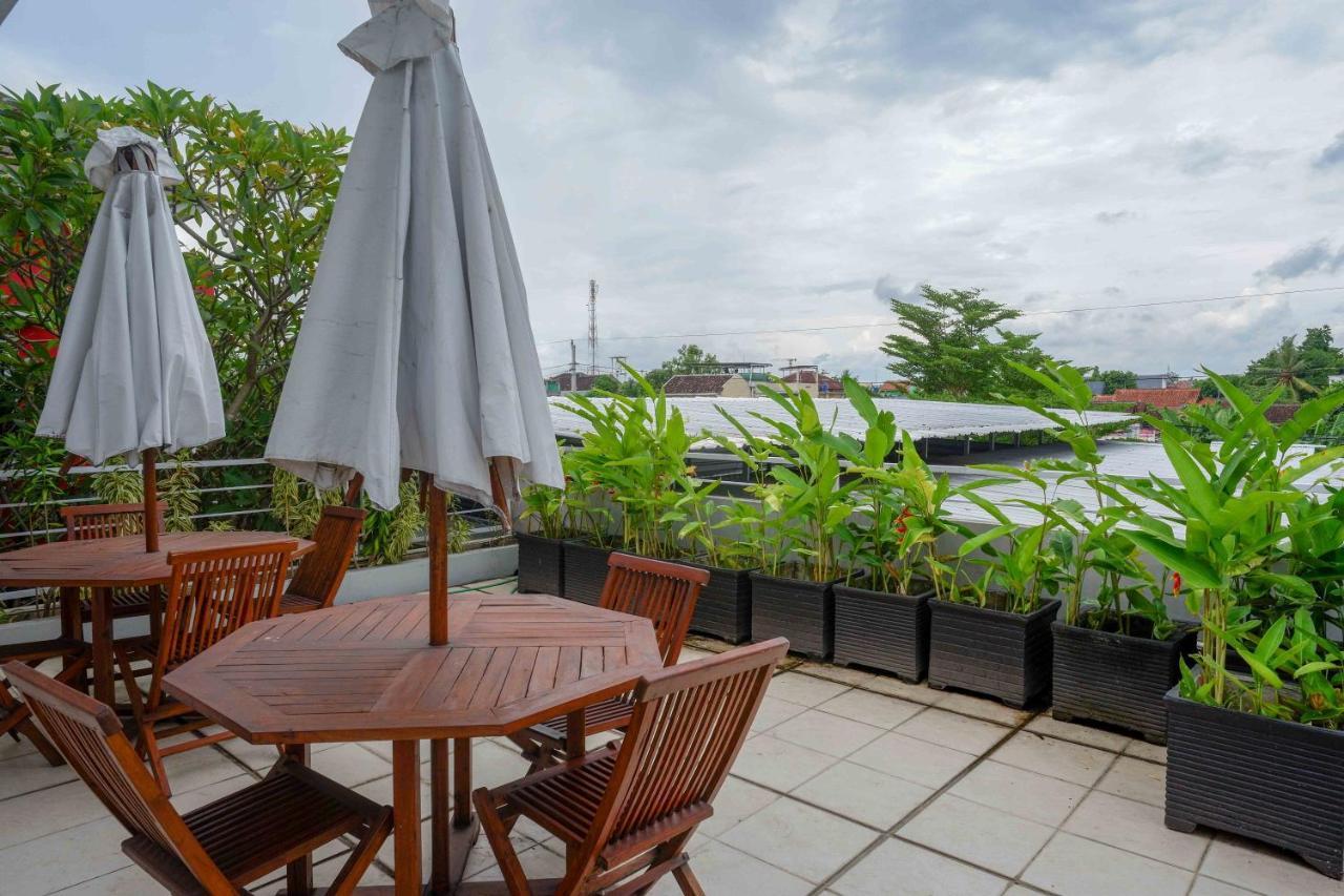 Jarakan Sans Hotel Absari Yogyakarta מראה חיצוני תמונה