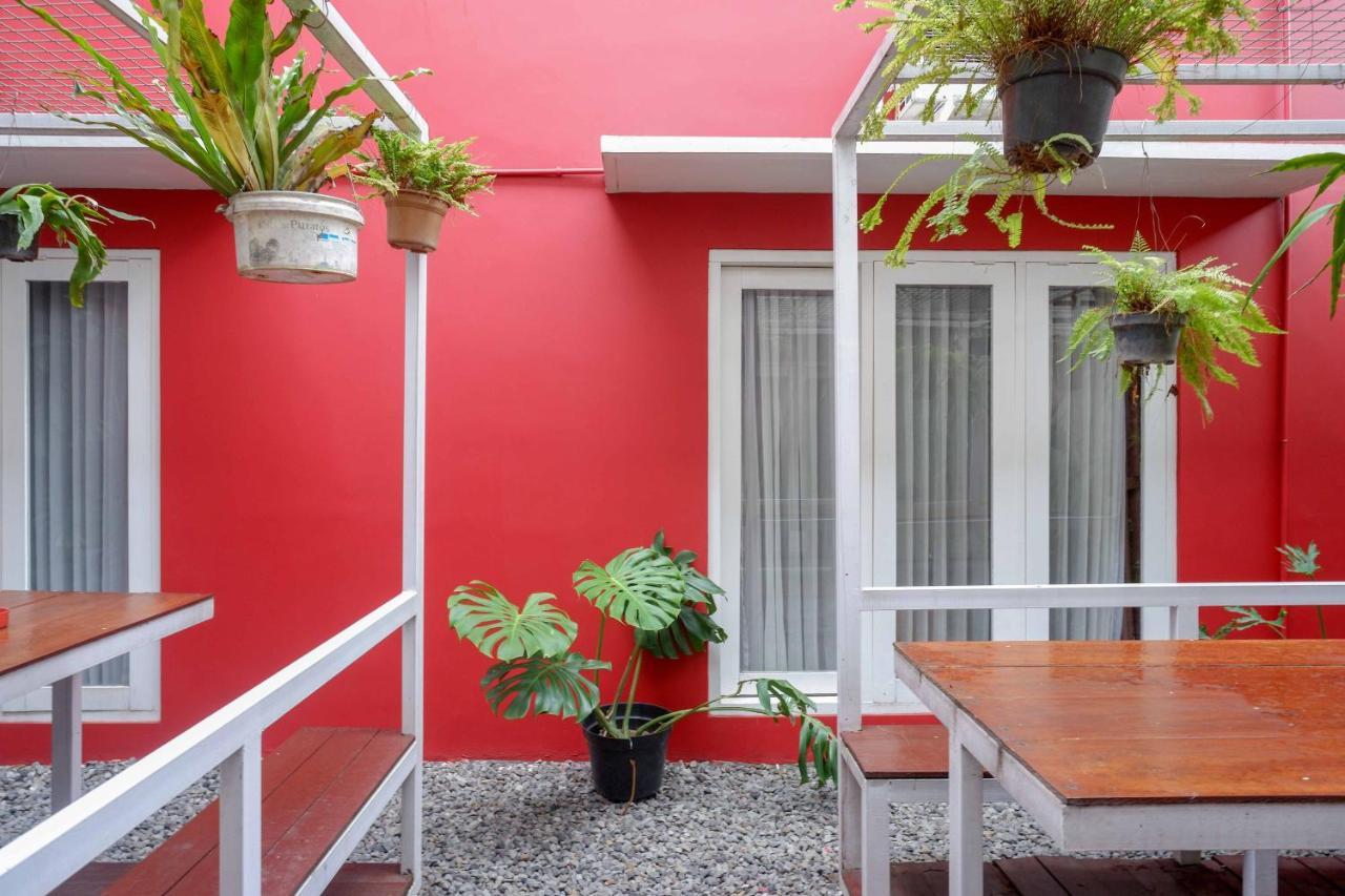 Jarakan Sans Hotel Absari Yogyakarta מראה חיצוני תמונה